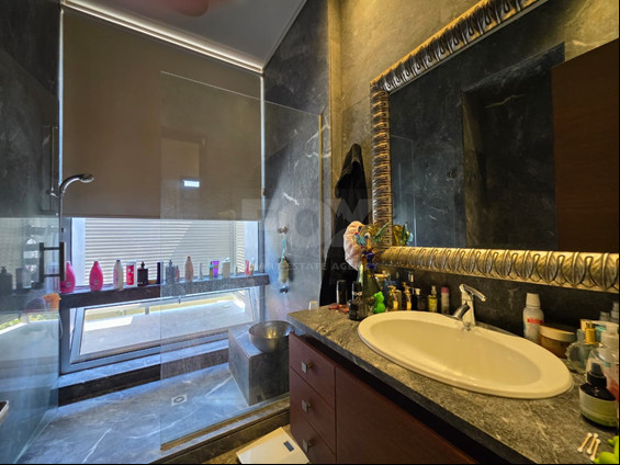 Luxury Fully Renovated House for Rent in the Town Centre