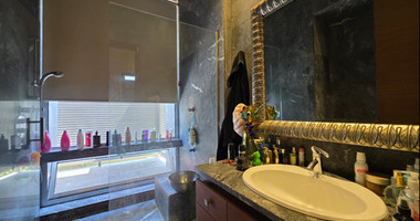 Luxury Fully Renovated House for Rent in the Town Centre