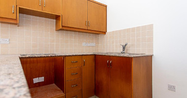 One-Bedroom Apartment for Sale in Peyia, Paphos | Communal Pool