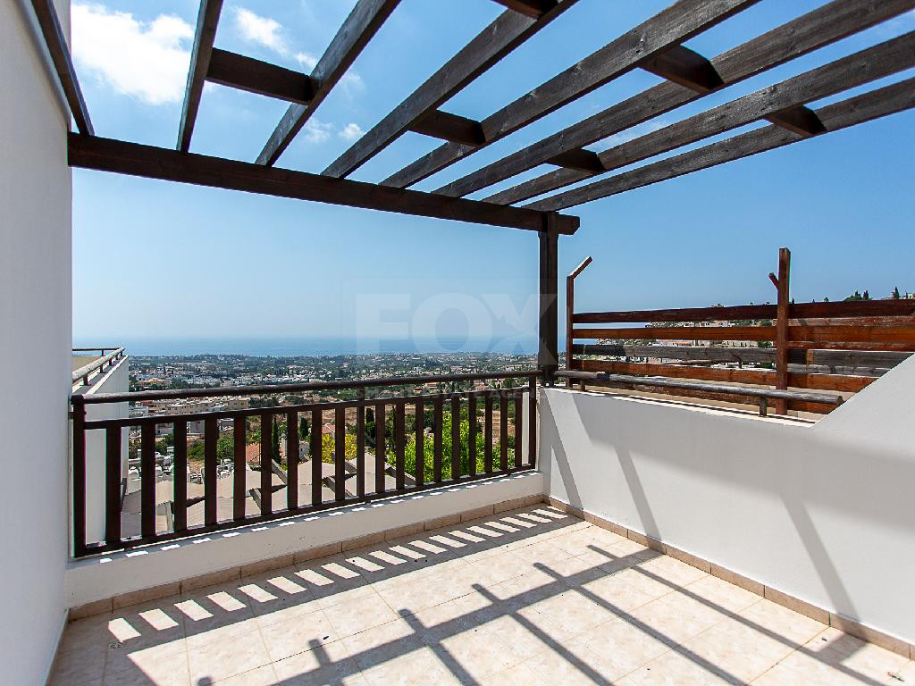 One-Bedroom Apartment for Sale in Peyia, Paphos | Communal Pool