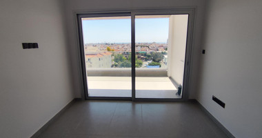 Brand-New 1-Bedroom Apartment with Sea View in Apostolos Andreas