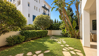 Luxury Three-Bedroom Apartment for Rent in Limassol Marina Walking Distance to the Beach