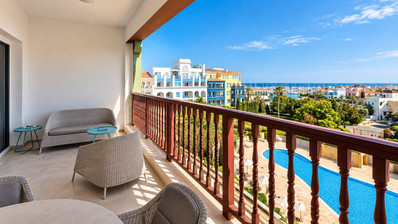 Luxury Two-Bedroom Apartment for Rent in Limassol Marina, Walking Distance to the Beach