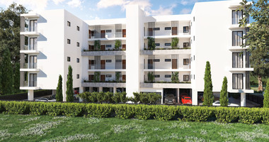 Two-Bedroom Apartment in Central Paphos with Spacious Verandas