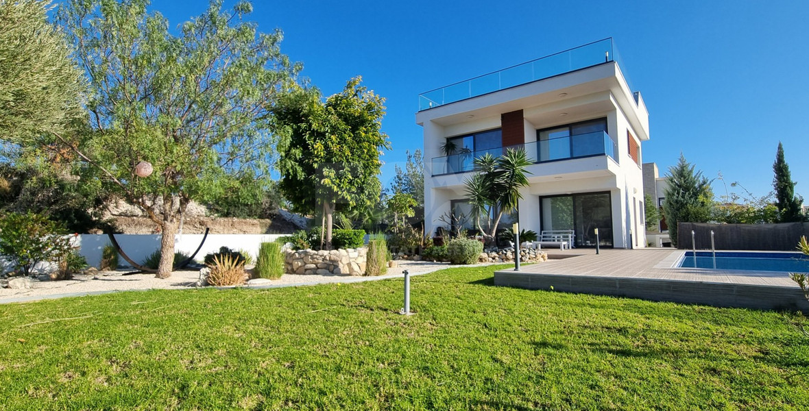 Three Bedroom Villa with Private Pool and Sea Views in Kouklia, Paphos, for sale