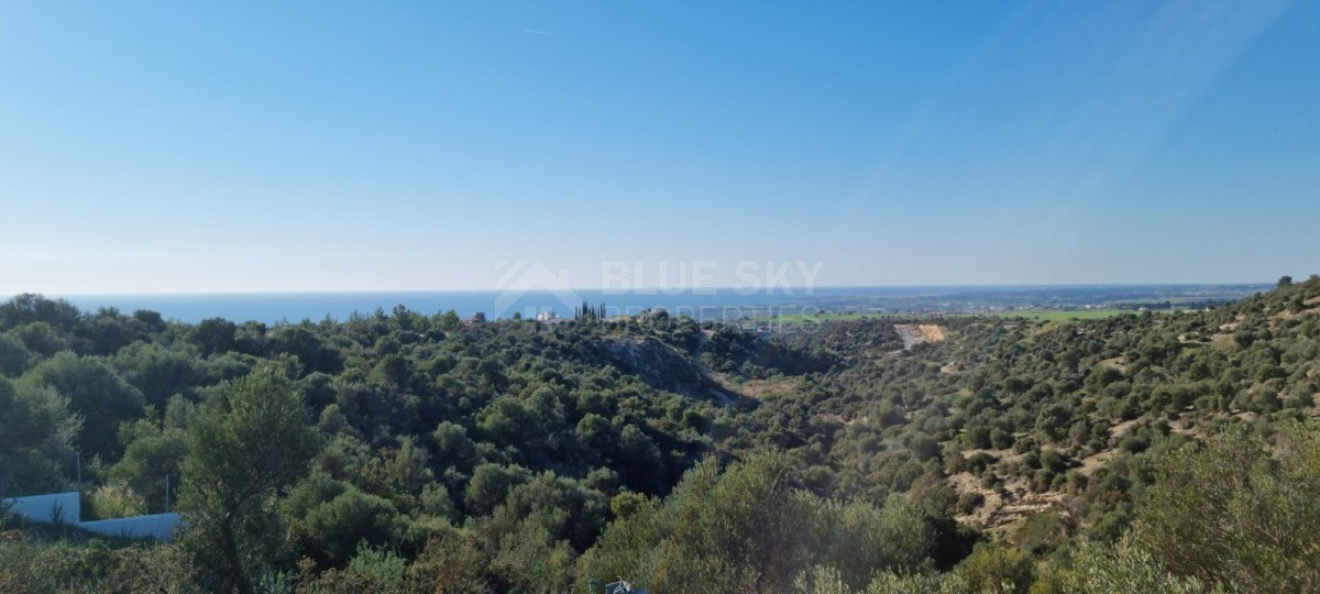 Two bedroom luxury villa in Veus Rock area , in Kouklia, for sale