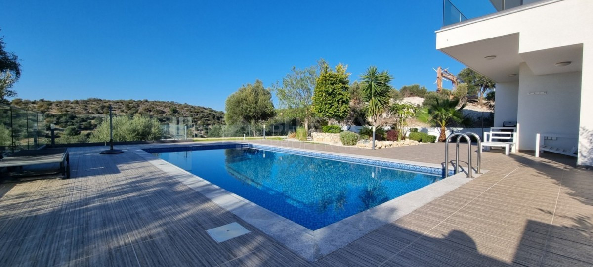 Two bedroom luxury villa in Veus Rock area , in Kouklia, for sale