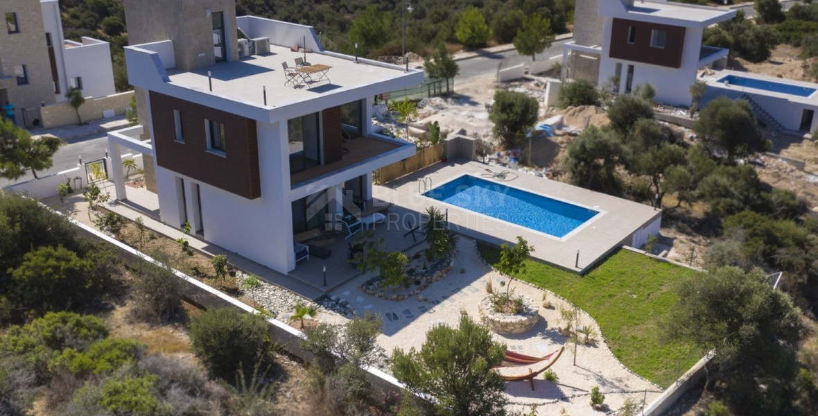 Two bedroom luxury villa in Veus Rock area , in Kouklia, for sale