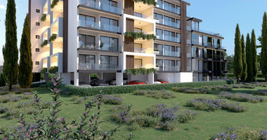 Two bedroom apartment on third floor in Paphos Center for sale