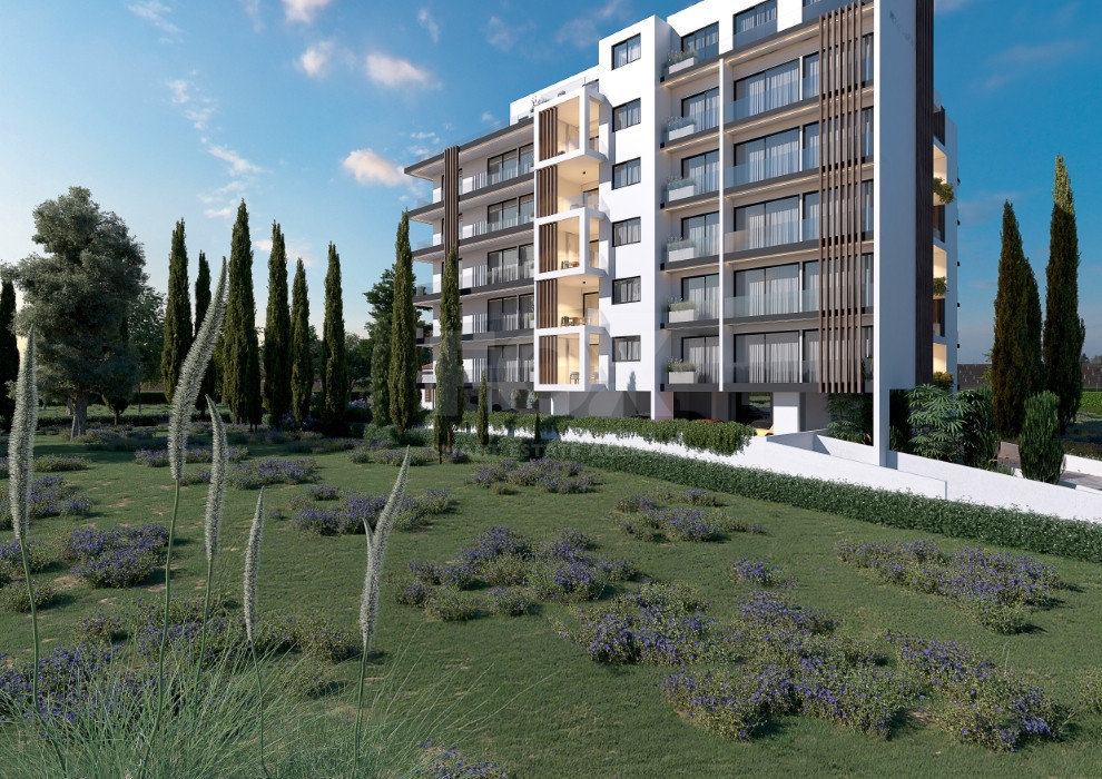 Two bedroom apartment on third floor in Paphos Center for sale