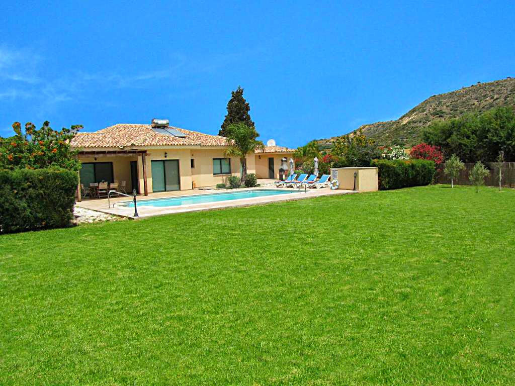 Panoramic 3-Bed Pissouri Villa with Sea Views and Pool