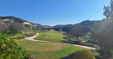🏡 Modern three Bedroom Villa with Private Pool in Venus Rock , Secret Valley| Sea, Golf & Countryside Living, for sale