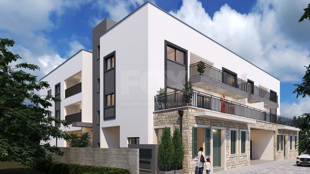 Spacious Ground-Floor 2-Bedroom Apartment with Exceptional Outdoor Space