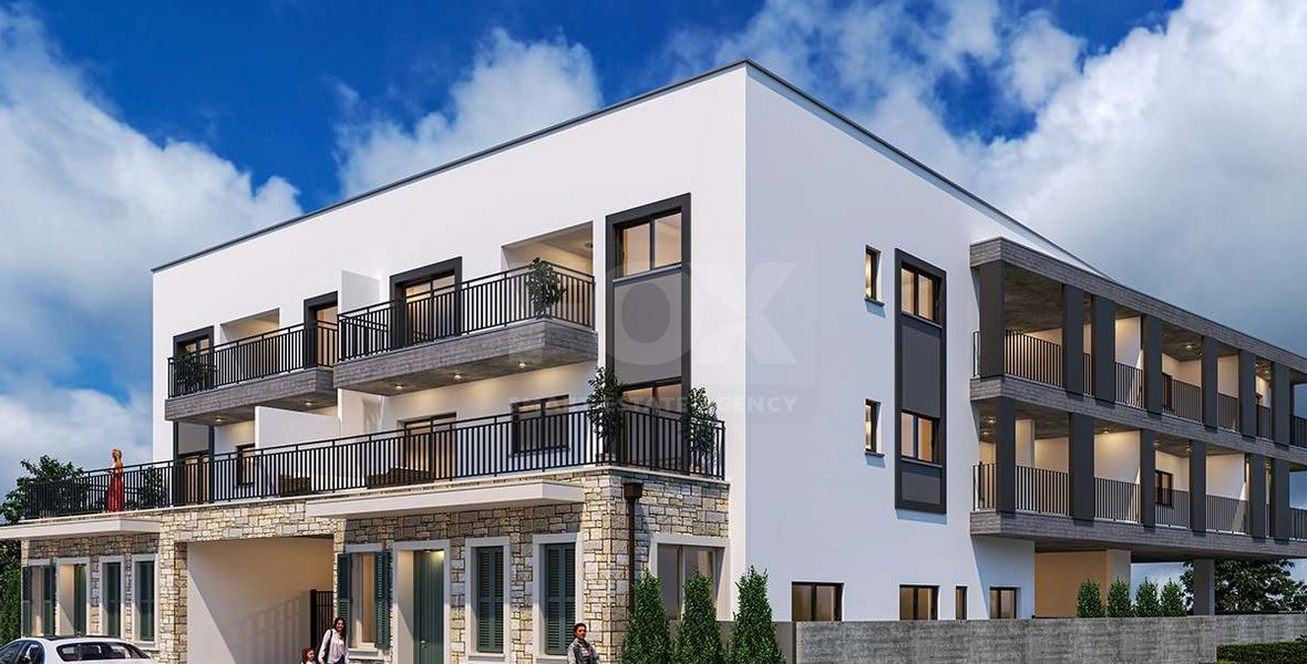 Spacious Ground-Floor 2-Bedroom Apartment with Exceptional Outdoor Space