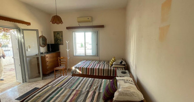 For Rent a Furnished Three Bedroom Bungalow in Pafos