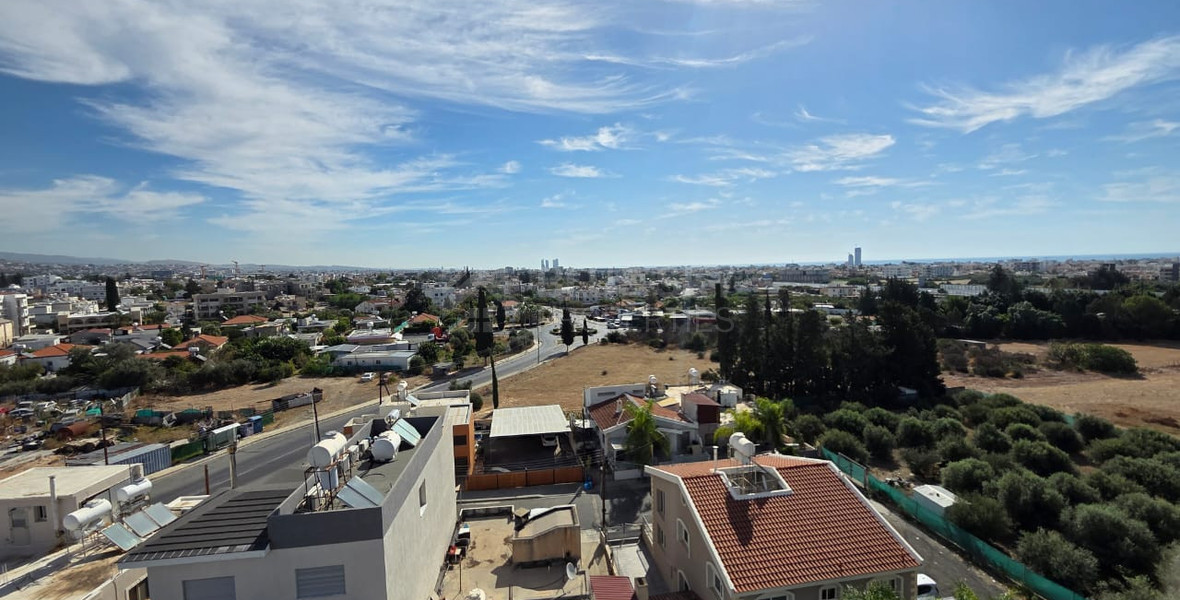 Brand new Two bedroom penthouse with Roof Garden for rent in Kato Polemidia