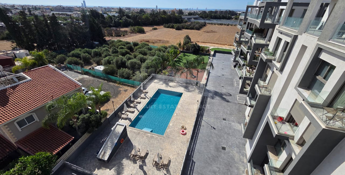 Brand new Two bedroom penthouse with Roof Garden for rent in Kato Polemidia