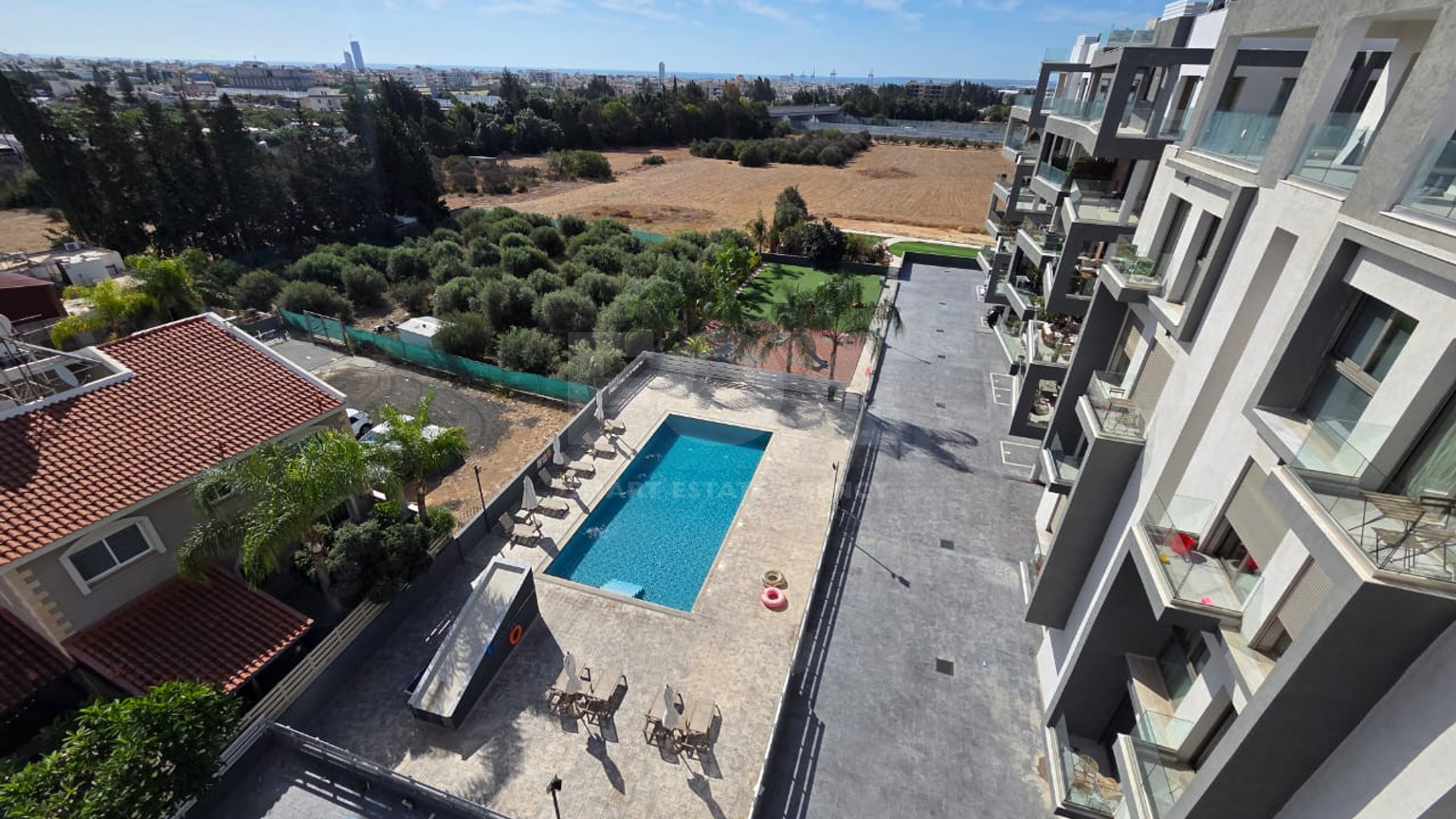Brand new Two bedroom penthouse with Roof Garden for rent in Kato Polemidia