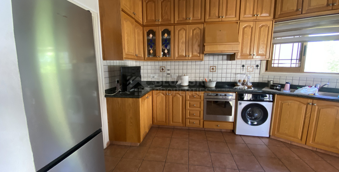 Furnished three Bed Bungalow in Paphos Central Location for rent