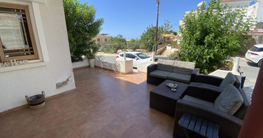 Furnished three Bed Bungalow in Paphos Central Location for rent