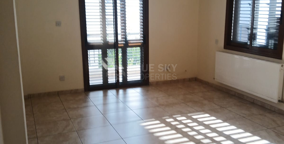 For rent three bedroom apartment in the center of Paphos