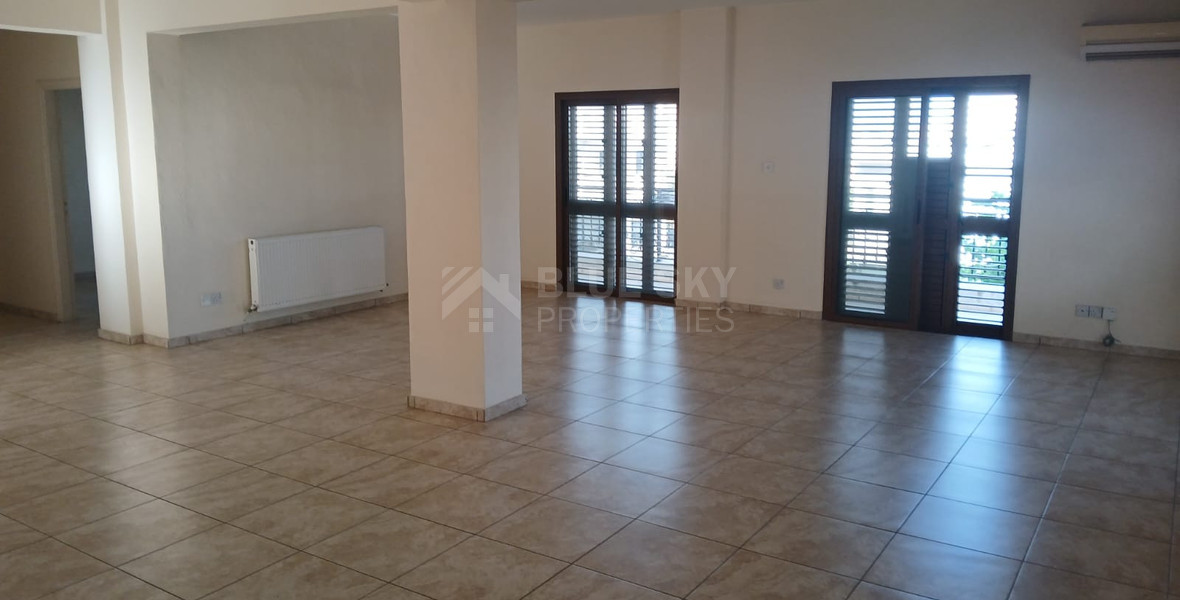 For rent three bedroom apartment in the center of Paphos