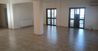 For rent three bedroom apartment in the center of Paphos