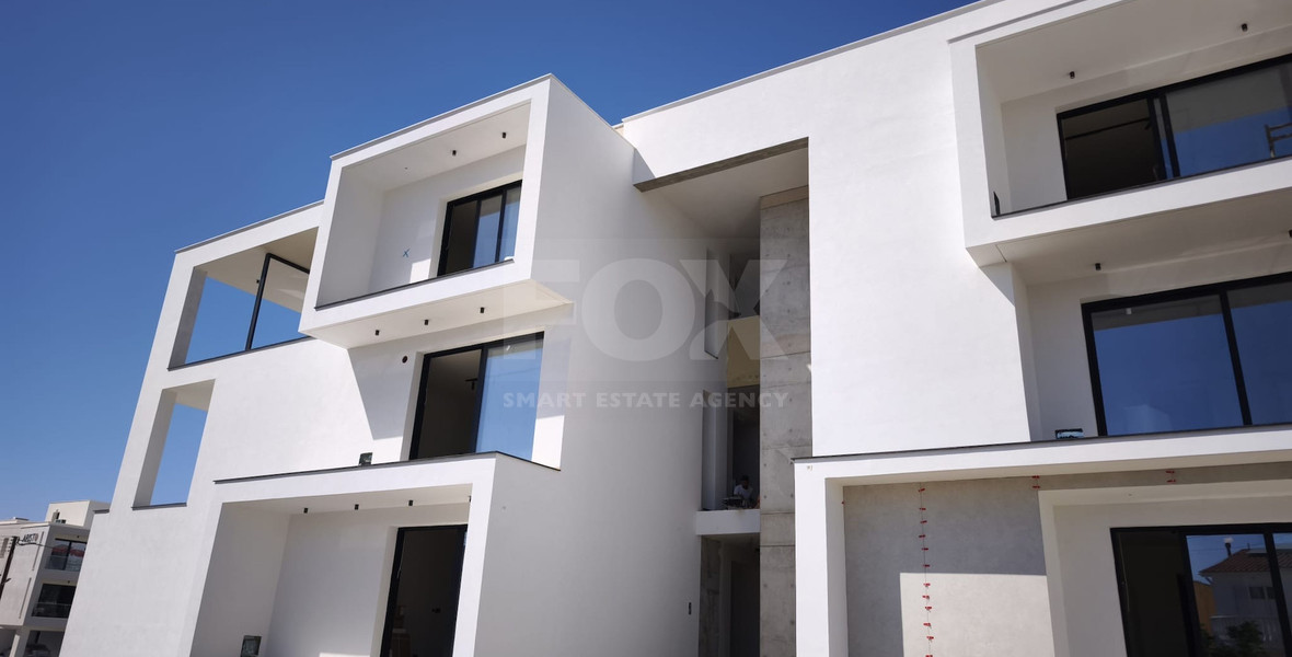 Studio Apartment for Sale in Pafos with communal Swimming Pool & Gym