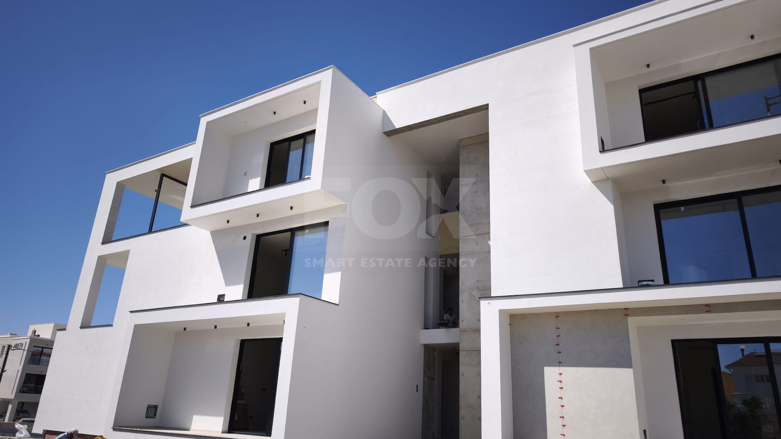 Studio Apartment for Sale in Pafos with communal Swimming Pool & Gym