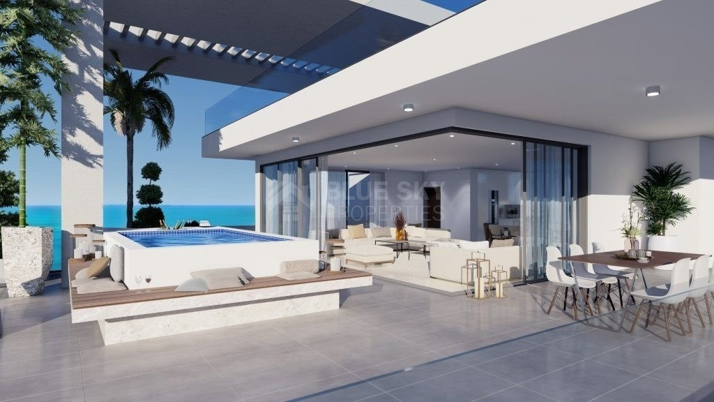 Three bedroom luxury apartment  in Kato Paphos for sale