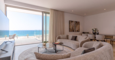 Three bedroom luxury apartment  in Kato Paphos for sale