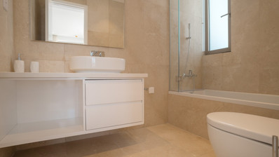 Three bedroom luxury apartment  in Kato Paphos for sale