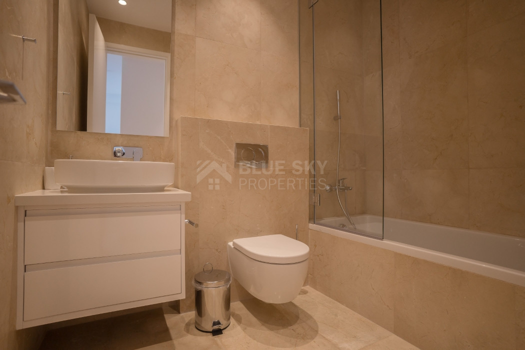 Three bedroom luxury apartment on the eight floor ,  in Kato Paphos for sale