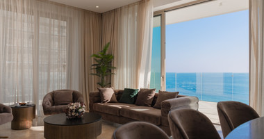 Three bedroom luxury apartment on the eight floor ,  in Kato Paphos for sale