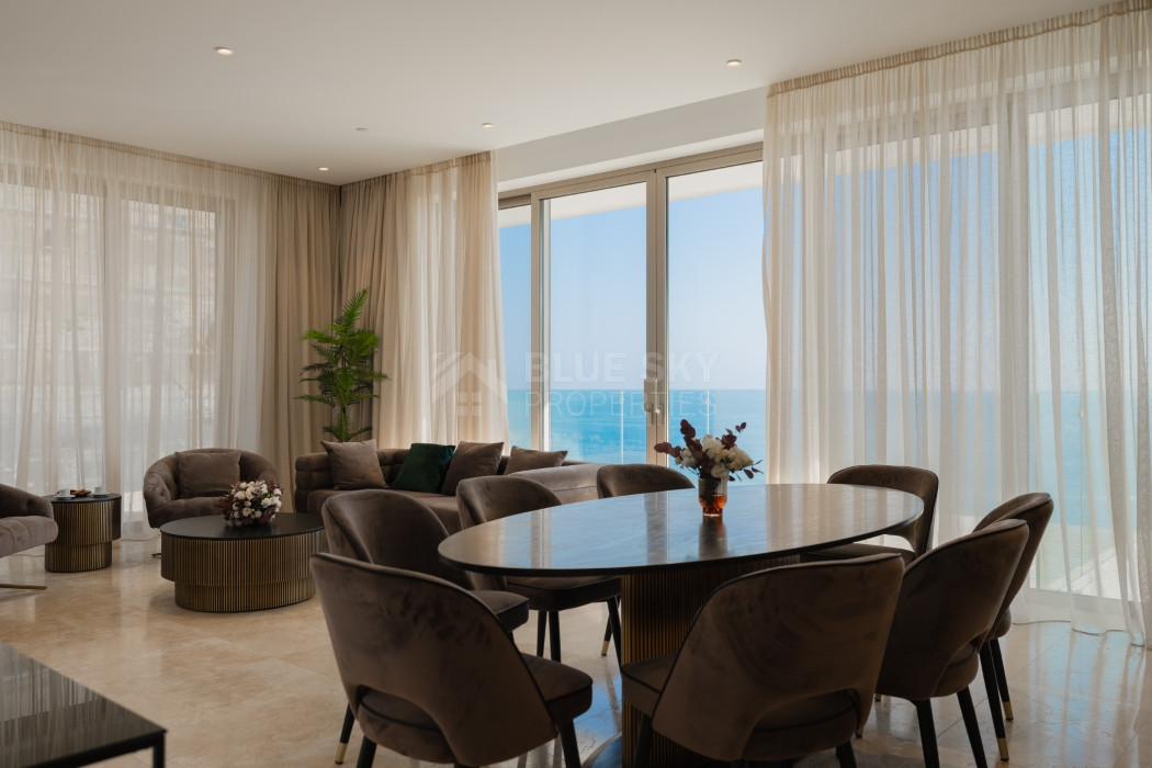 Three bedroom luxury apartment on the eight floor ,  in Kato Paphos for sale