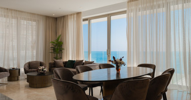 Three bedroom luxury apartment on the eight floor ,  in Kato Paphos for sale