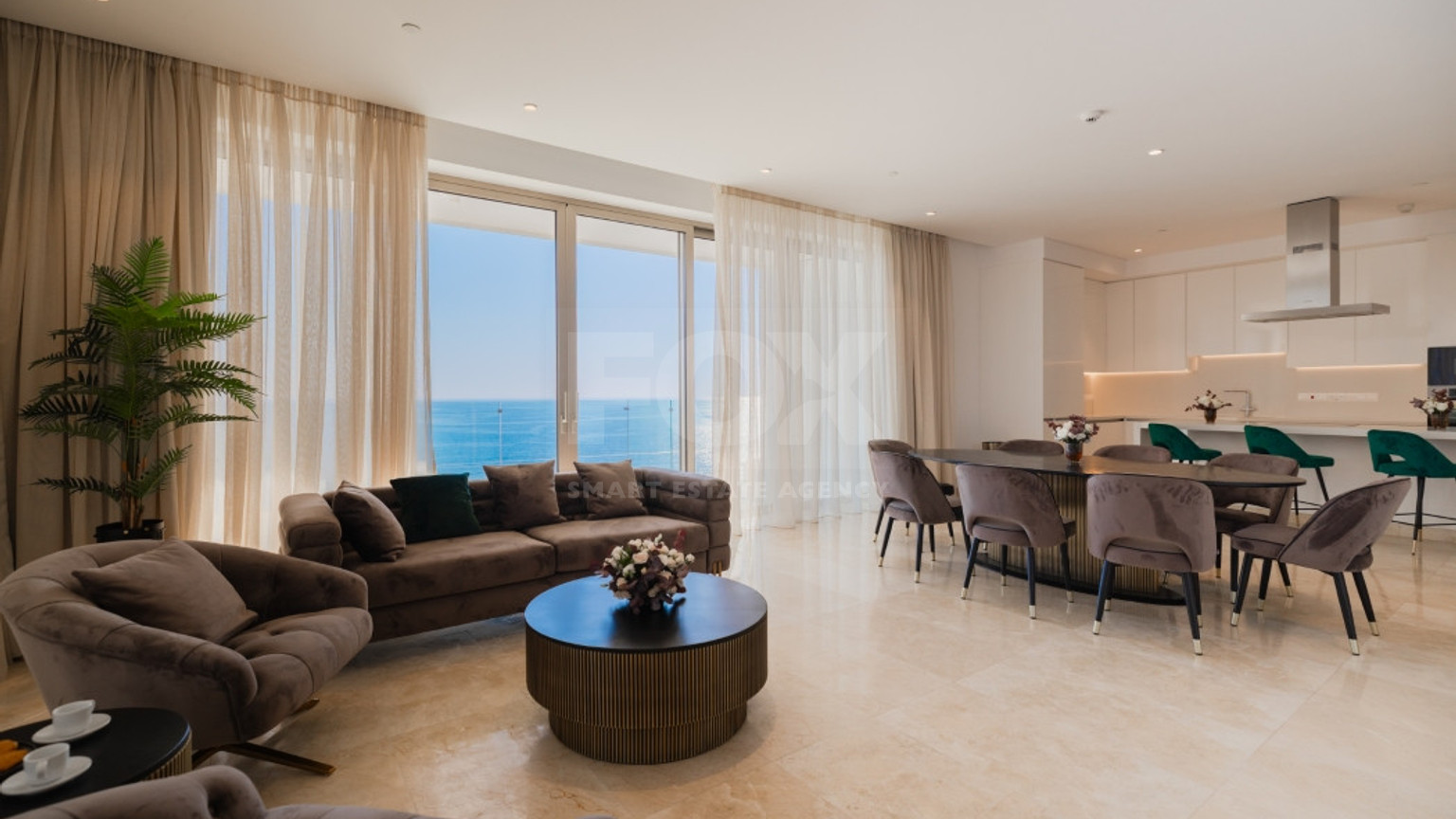 Three bedroom luxury apartment on the eight floor ,  in Kato Paphos for sale