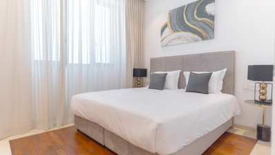 Three bedroom luxury apartment on the eight floor ,  in Kato Paphos for sale
