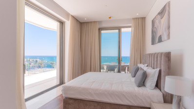 Three bedroom luxury apartment on the eight floor ,  in Kato Paphos for sale