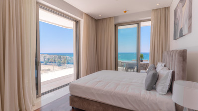 Three bedroom luxury apartment on the eight floor ,  in Kato Paphos for sale