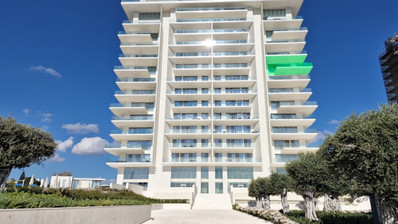 Three bedroom luxury apartment on the eight floor ,  in Kato Paphos for sale
