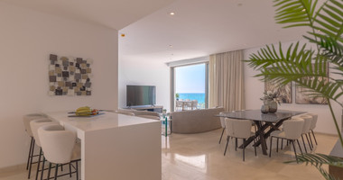 Luxury three Bedroom Sea View Apartment for Sale in Kato Pafos | 9th Floor