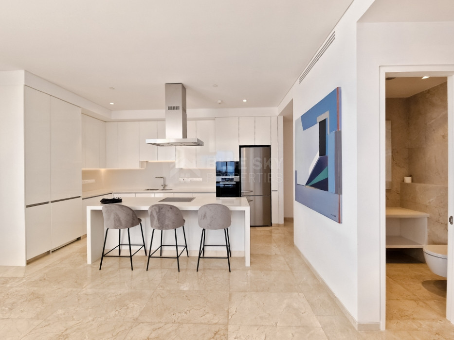 Luxury three Bedroom Sea View Apartment for Sale in Kato Pafos | 9th Floor