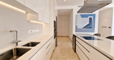 Luxury three Bedroom Sea View Apartment for Sale in Kato Pafos | 9th Floor