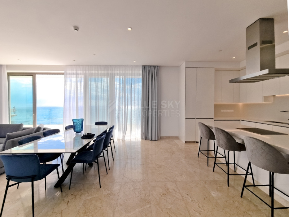 Luxury three Bedroom Sea View Apartment for Sale in Kato Pafos | 9th Floor