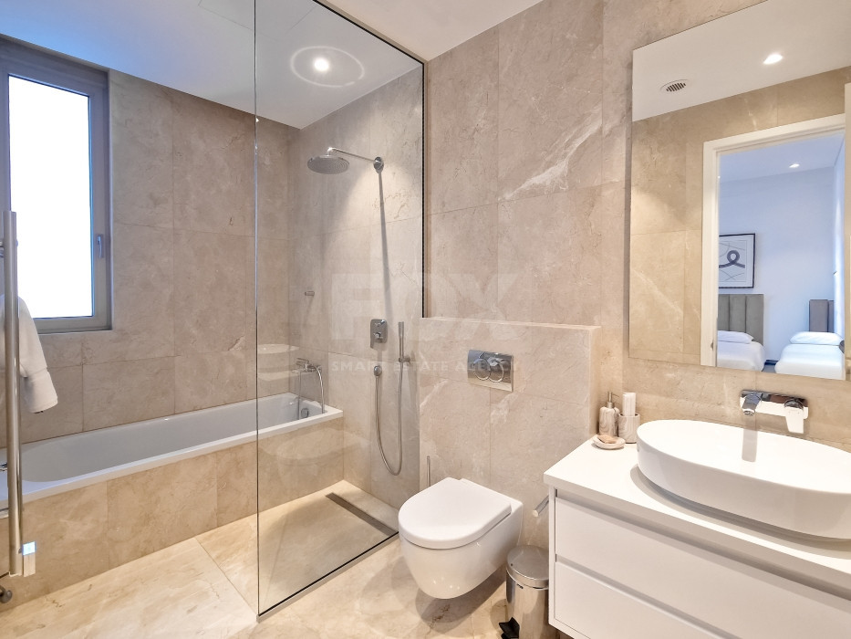 Luxury three Bedroom Sea View Apartment for Sale in Kato Pafos | 9th Floor
