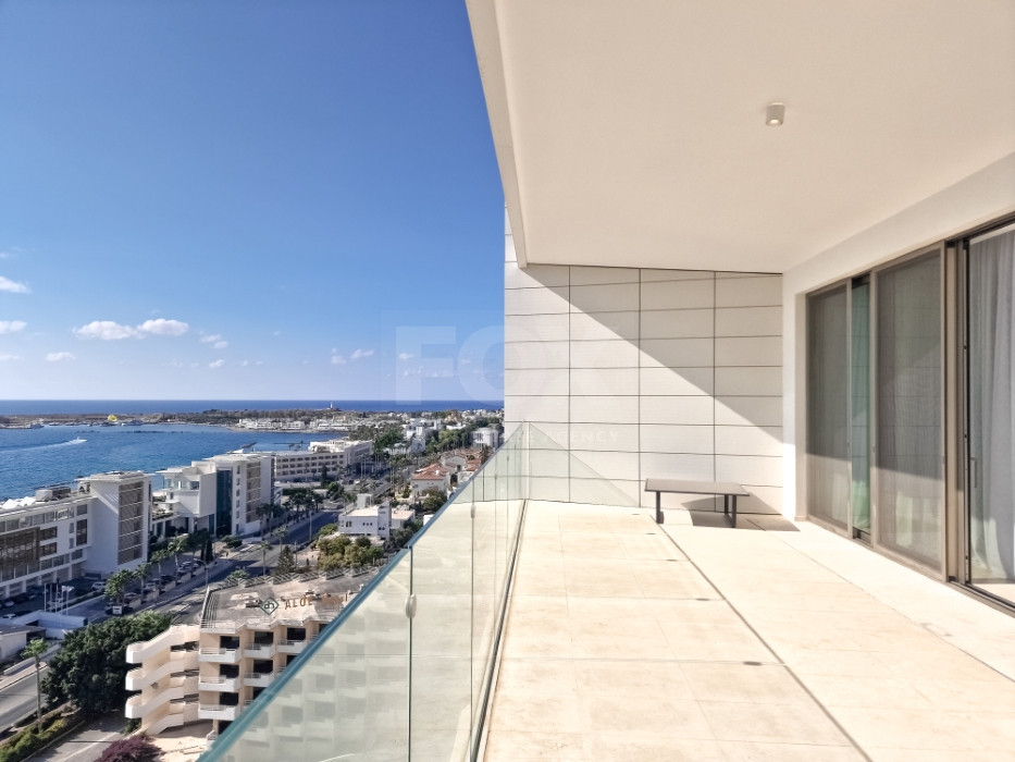 Luxury three Bedroom Sea View Apartment for Sale in Kato Pafos | 9th Floor