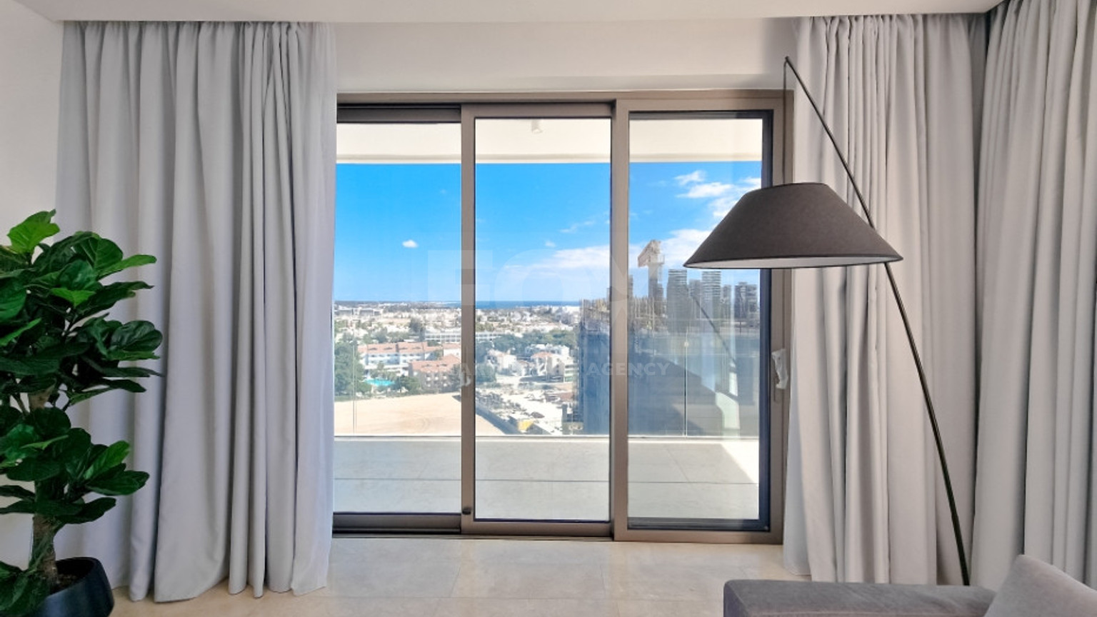 Luxury three Bedroom Sea View Apartment for Sale in Kato Pafos | 9th Floor