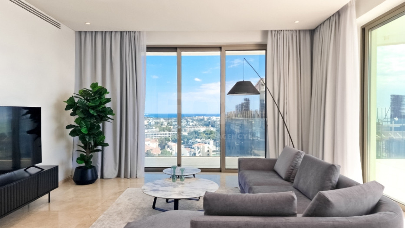 Luxury three Bedroom Sea View Apartment for Sale in Kato Pafos | 9th Floor