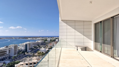 Luxury three Bedroom Sea View Apartment for Sale in Kato Pafos | 9th Floor